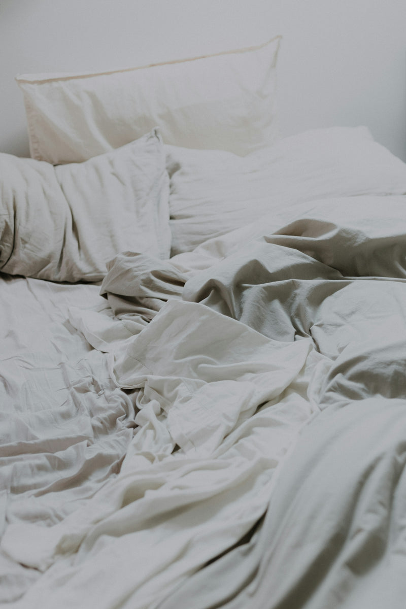 kleo-whitepillows | White pillows and bedding